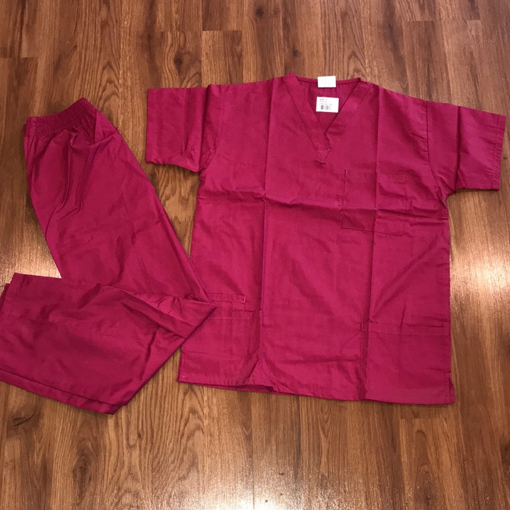 Small Dark pink scrubs